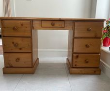 Traditional Pine Desk / Writing Desk /Dresser