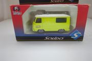 Vintage Solido Peugeot J9 "Ville de Versailles