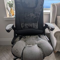 swivel chair