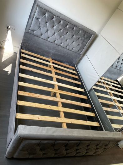 Double bed frame