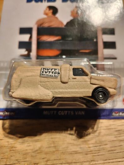 hot wheels premium pop culture Dumb and Dumber mutt cutts van