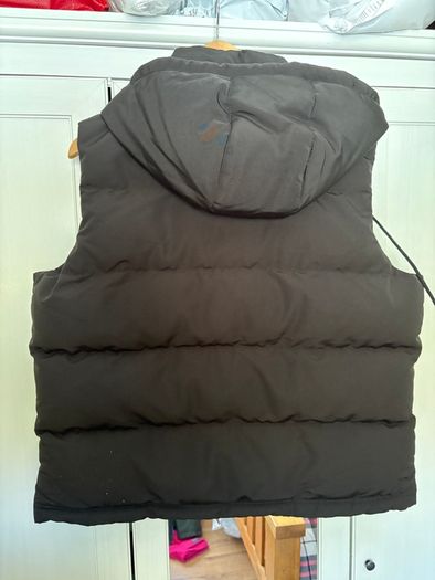 New Superdry Gilet size xl