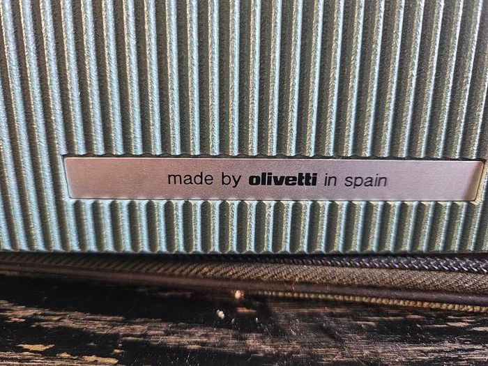 Olivetti Lettera 32