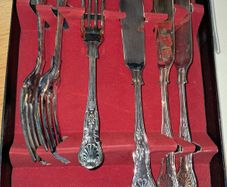 Newbridge cutlery Vintage fish eaters set