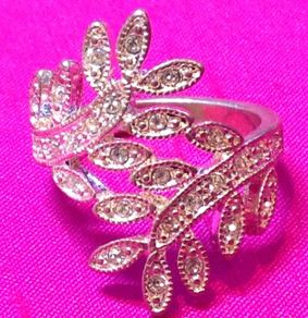 Vintage Crystal Leaf Ring