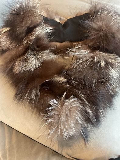 Ladies Vintage Fur Collar