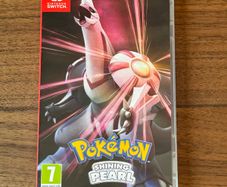 Pokemon Shining Pearl - Nintendo Switch Game