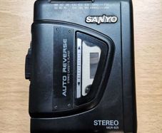 SANYO MGR-925 Walkman Cassette Player