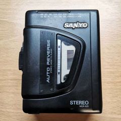 SANYO MGR-925 Walkman Cassette Player