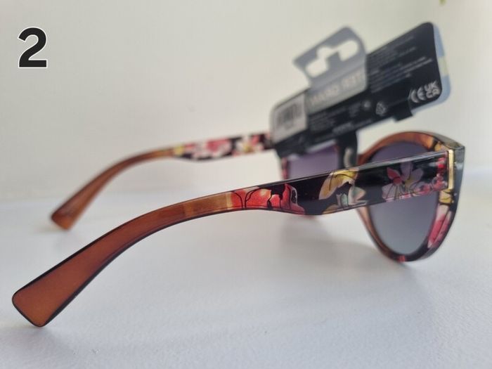 Foster Grant Sunglasses Brand New (2 for 15 Euro)