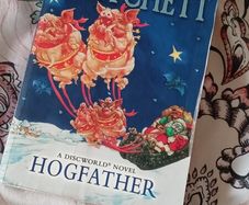 Terry Pratchett -  Hogfather Discworld 20
