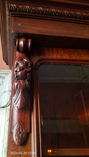Victorian mahogany antique Bookcase