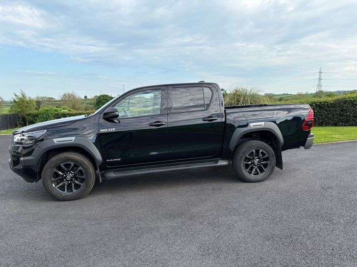 2022 Toyota Hilux Invincible X 2.8 Auto