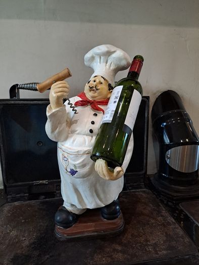 Large Decorative Chef Wine Bottle Holder