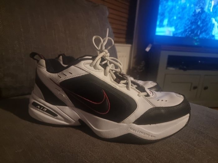 Nike Air Monarch IV Trainers  Mens