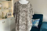 Ladies Short Sleeved Round Neck Top from Only Carmakoma