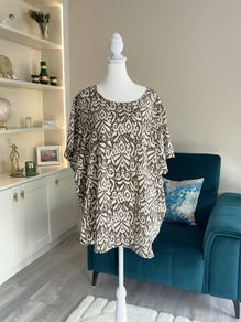 Ladies Short Sleeved Round Neck Top from Only Carmakoma