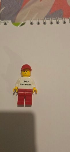 Lego Idea House Exclusive Minifigure