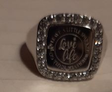 New Mi moneda silver ring