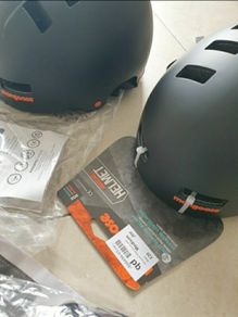 bike helmet  Moongoose new