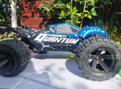 Hpi racing Quantum Maverick off road rc  truck