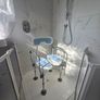 shower chair Image 3