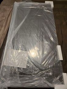 SONAS glass square bath screen