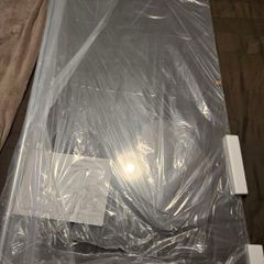 SONAS glass square bath screen