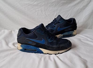 nike air max 90 size 9.5 eu 44.5 some signs of usage in good condition