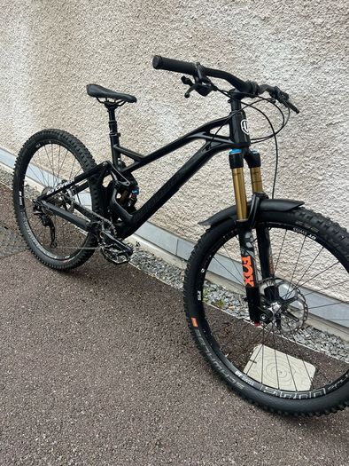Mondraker Dune R Carbon