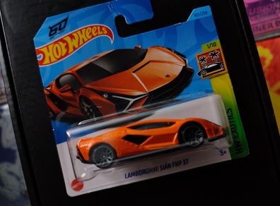 Lamborghini Sian FKP 37 ! 60th Anniversary ! from HW Exotics Series ! 2021 ! Hot Wheels ! Mattel !