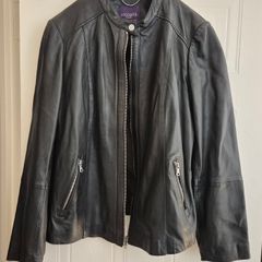 Leather jacket size 16-18 , never worn