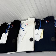 Moncler t shirts 4 different colours sizes S to xxl