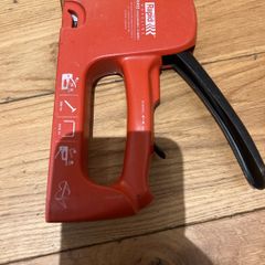 staple gun