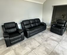 Brand new Black leather Reclining Sofas sets