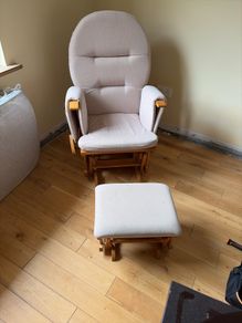 Baby feeding chair