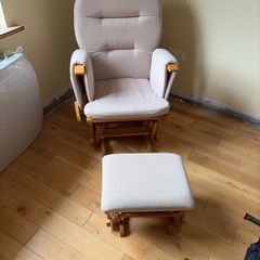 Baby feeding chair