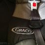 Graco Baby Car Seat with Lock Base Image 2