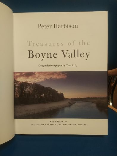 Treasures of the Boyne Valley - Peter Harbison