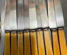 SET OF 8 Old Bone Handled dinner knives