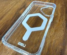Uag Plyo Iphone 16