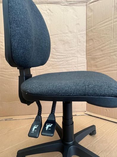 Desk chair