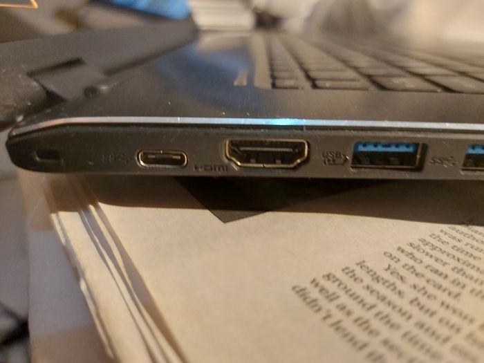 Acer Aspire R14, in excellent cosmetic condition, for parts or repair, No SSD or RAM, everything else is good