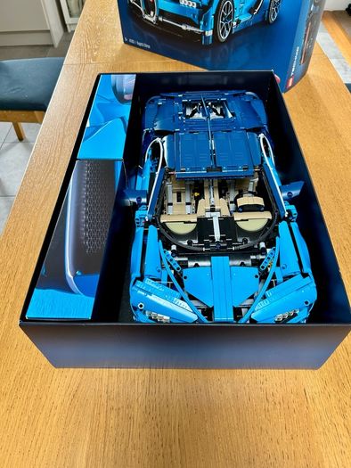 Lego Technic Bugatti Chiron 24083