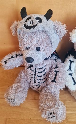 3 cute bears