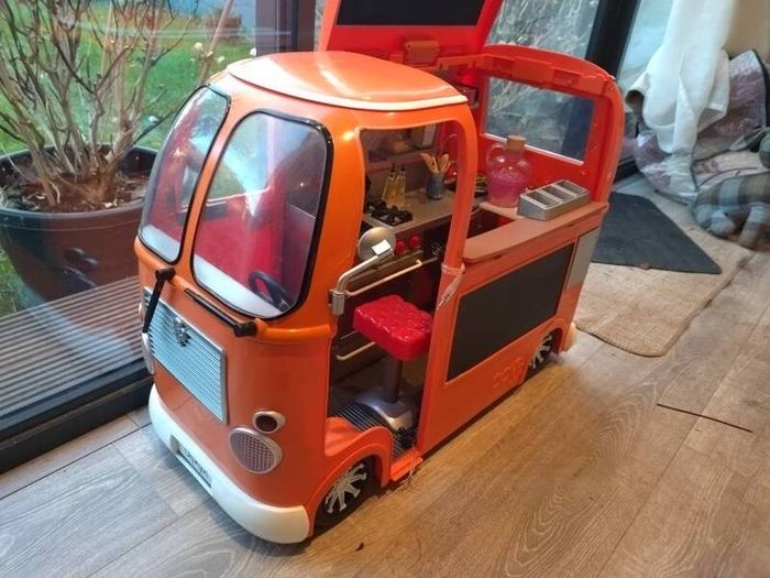 Our Generation orange Food Truck with lots if accessories incl BBQ