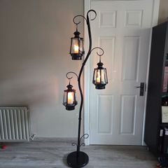Large Lantern Tree made for indoor or outdoor use