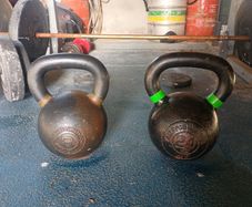 2 x 24KG Kettlebells