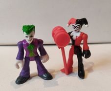 Imaginext DC Superhero Friends Joker and Harley Quinn Figures