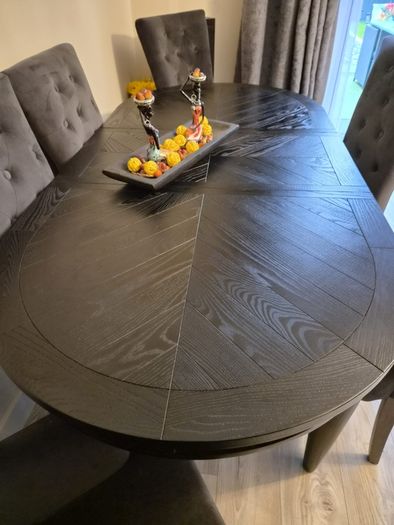 dinning table wood with 6 chairs